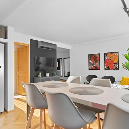 Ultra Elisabeta - Cismigiu Park Bucharest