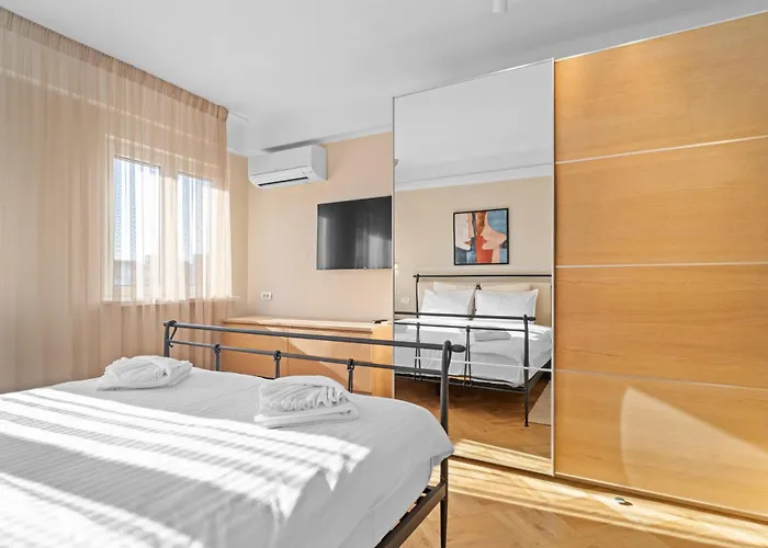 Appartement Ultra Elisabeta - Cismigiu Park *